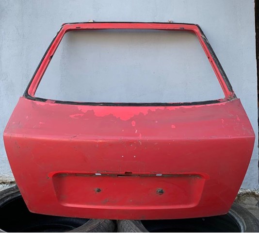 Двері багажника 1U6827025 VAG