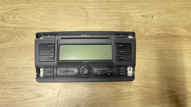 Магнітола 1Z0035161A VAG
