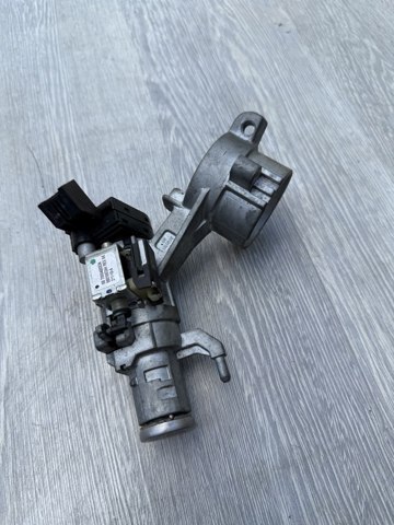 Контактна група замка 20939745 GM