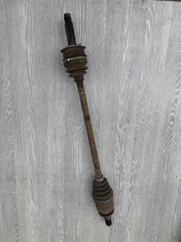 Приводи задніх коліс 28421AG010 SUBARU