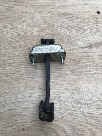 Обмежувач відкриття дверей, передній 3M51R23500AJ FORD