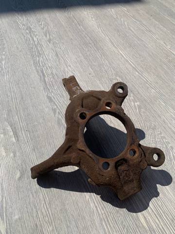 Цапфа поворотного кулака 400141KA1A NISSAN
