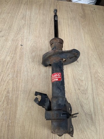 Стійка передня права 5430295F0B NISSAN