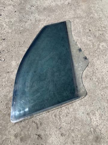 Скло пасажирських дверей 8200240554 RENAULT