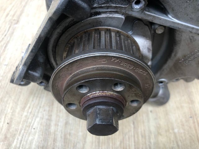 Зірочка приводу коленвала двигуна 9X2Q6306AA LAND ROVER