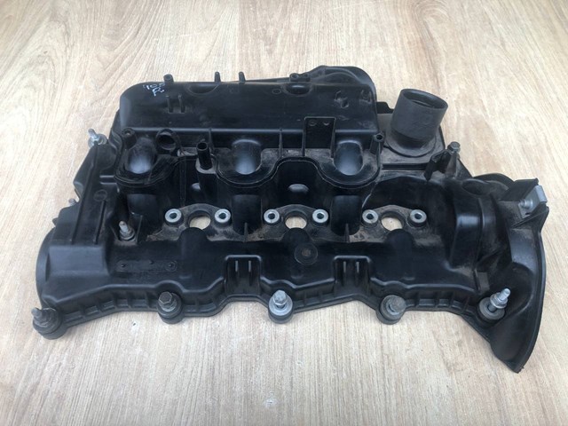 Кришка клапанна, права 9X2Q9424FE LAND ROVER