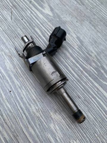Форсунка вприску палива CM5EBB FORD