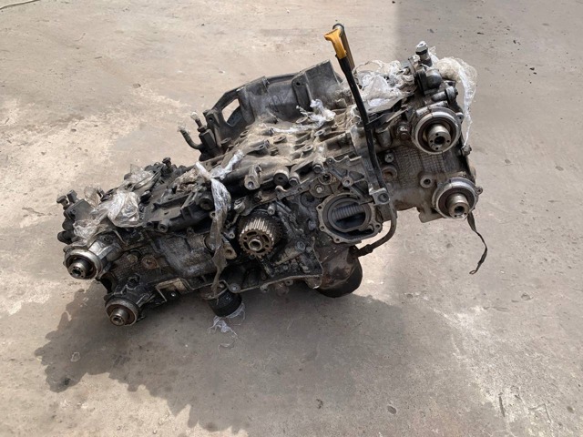 Двигун у зборі EJ20 SUBARU