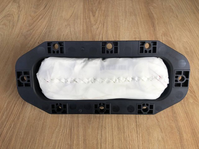 Подушка безпеки пасажира LR037934 LAND ROVER