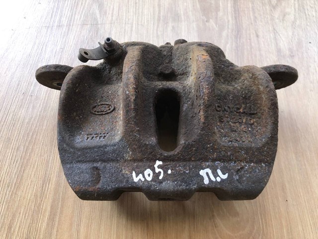 Супорт тормзной LR047905 LAND ROVER