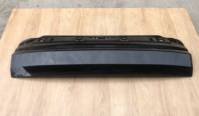 П'яті двері LR049220 LAND ROVER
