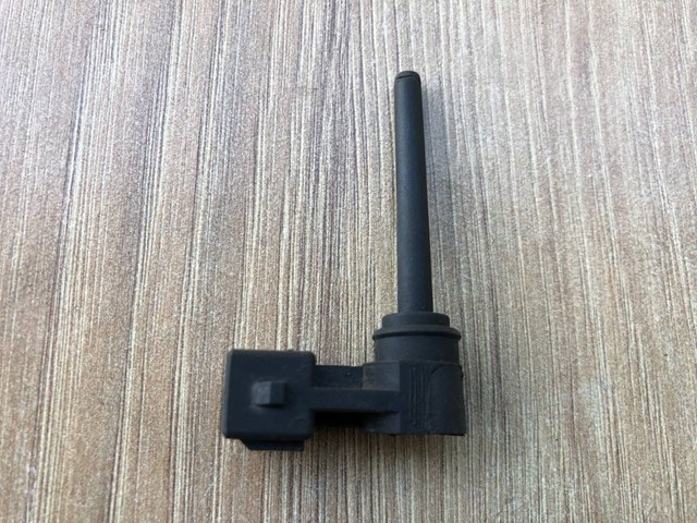 Датчик рівня охолоджуючої рідини PCJ500030 LAND ROVER
