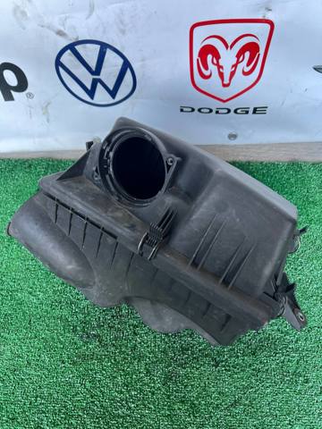 Корпус повітряного фільтра 13717792416 BMW