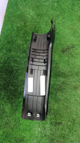 Облицювання порогу внутрішнє, заднє праве 1UD22DX9AD CHRYSLER