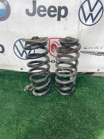 Пружина підвіски задня 33531096301 BMW