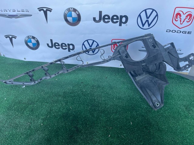 Кронштейн кріплення крила переднього лівого, задній 51127157983 BMW