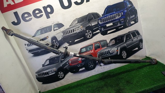 Вал карданний задній 52123612AF CHRYSLER