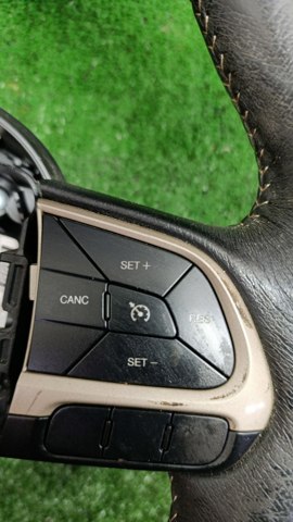 Блок кнопкових перемикачів кермового колеса 5VE34LXHAA CHRYSLER
