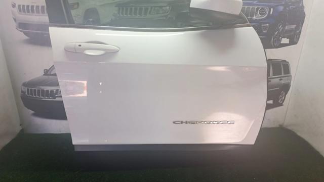 Пасажирські передні двері 68110086AC CHRYSLER