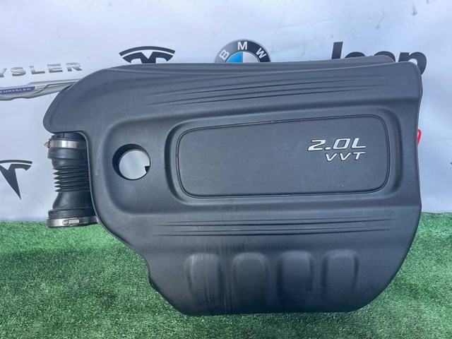 Кришка двигуна декоративна 68146205AC CHRYSLER