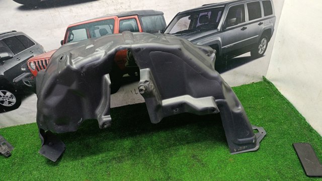 Підкрилок задній правий 68287924AD CHRYSLER