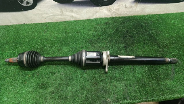 Привід передній правий 68292304AA CHRYSLER
