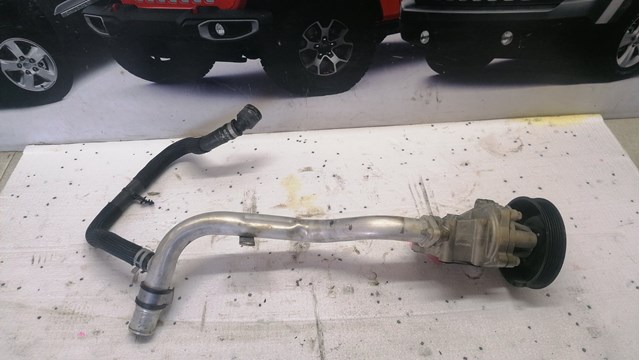 Шланг радіатора опалювача/грубки, обратка 68297867AA CHRYSLER