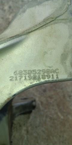 Цапфа - поворотний кулак передній, правий 68305298AC CHRYSLER