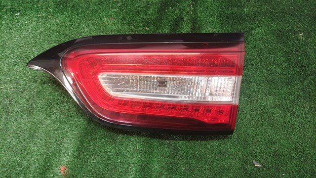 Ліхтар задній правий, внутрішній 68330344AA CHRYSLER
