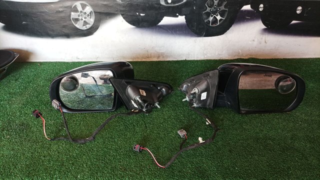 Бічне дзеркало заднього виду в зборі 68365137AA CHRYSLER