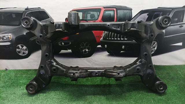 Балка задньої підвіски поперечна 68378443AA CHRYSLER