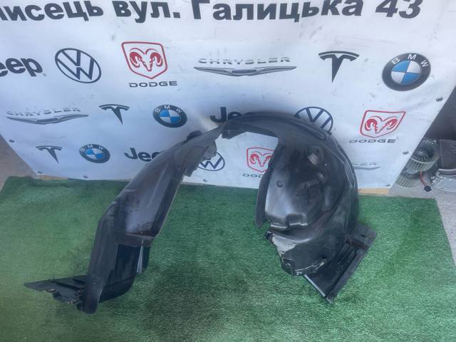 Підкрилок переднього крила, правий задній 7059378 BMW