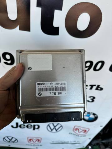 Блок двигуна 7789376 BMW