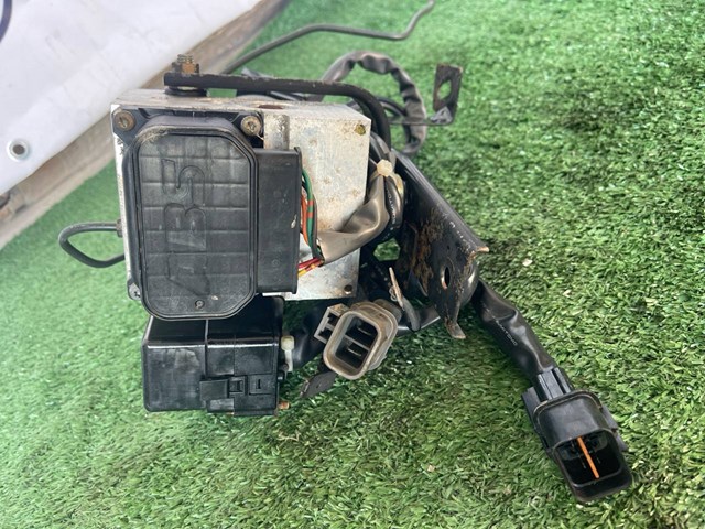 Блоки ABS Mitsubishi Pajero 2