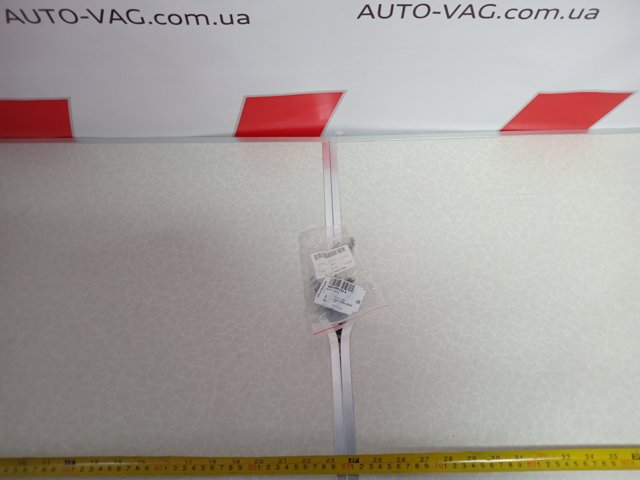 Комплект пружинок кріплення дискових колодок, передніх 4M0698231A VAG