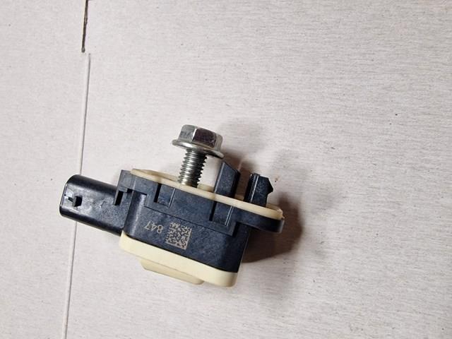 Датчик Ейрбег передній 7P0959354 VAG