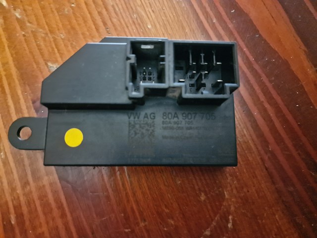 Електронний модуль рульової колонки 80A907705 VAG