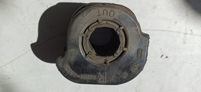 Сайлентблок нижнього переднього важеля 54556M2001 HYUNDAI