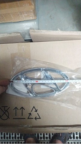 Емблема кришки багажника, фірмовий значок 863002W000 HYUNDAI