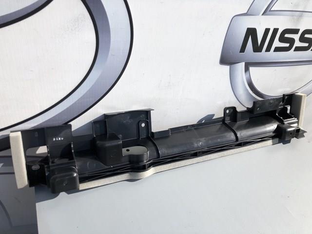 Кронштейн/подушка кріплення радіатора, верхній 215424CE0A NISSAN