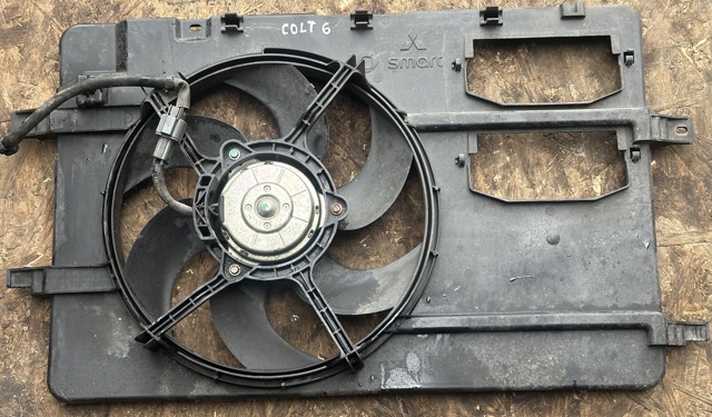 Дифузор (кожух) радіатора охолодження 1355A010 MITSUBISHI