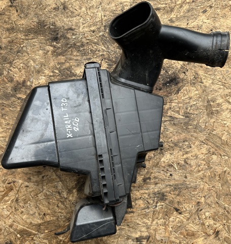 Коробка фільтра 165008H301 NISSAN