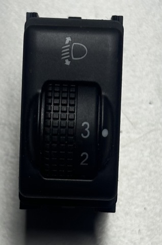 Кнопка коректора фар 25190JD00C NISSAN
