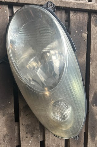 Блок фара ліва 26060AX700 NISSAN