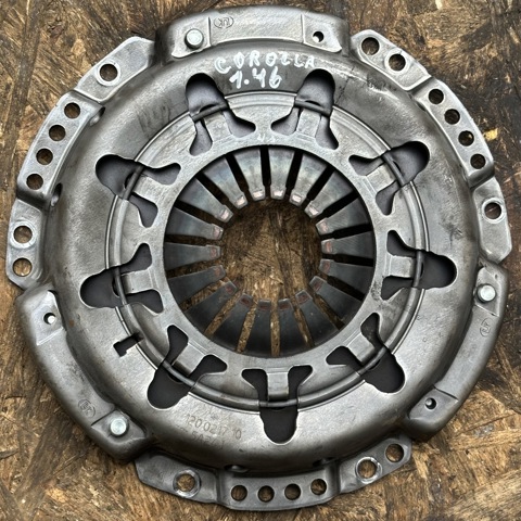 Корзина зчеплення 3121012280 TOYOTA