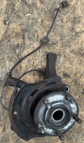 Цапфа поворотного кулака 400148H300 NISSAN
