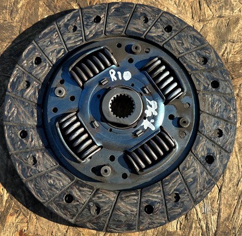 Диск зчеплення 4110023030 HYUNDAI