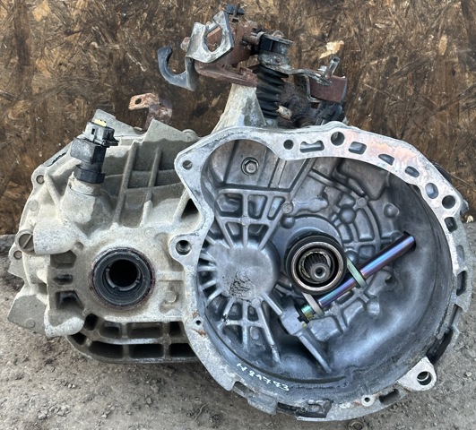 Коробка механіка в зборі 4300022918 HYUNDAI