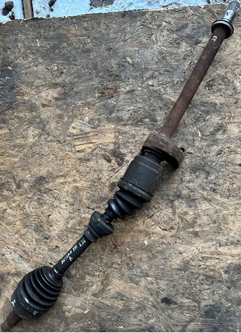 Піввісь передня, права 44305TL0G00 HONDA