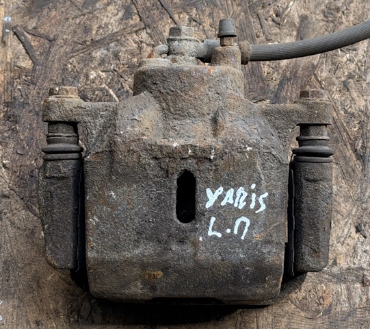 Супорт гальмівний, передній, лівий 4775009020 TOYOTA